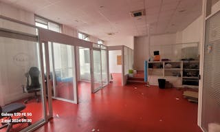 salle de conferance et bureaux ouverts - Image 0