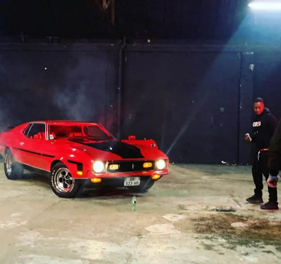 D�cor/Lieu de tournage: Entrep�t - Image 4