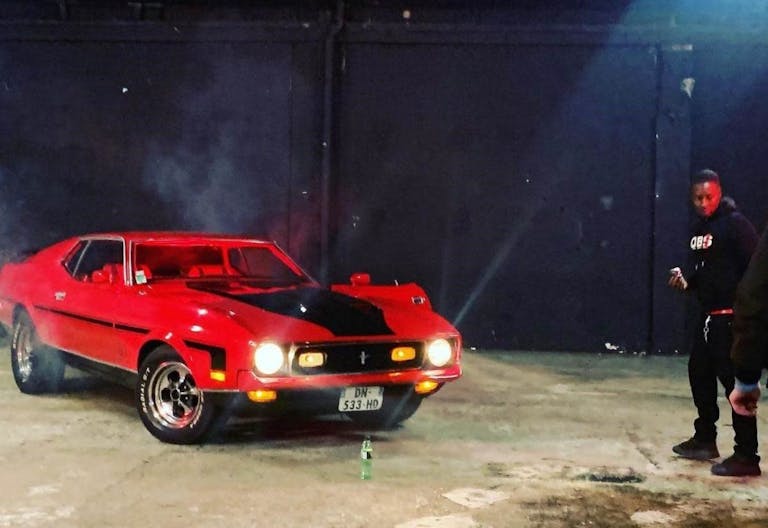 D�cor/Lieu de tournage: Entrep�t - Image 4