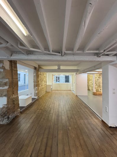 Unique Gallery Space in Paris - Image 4