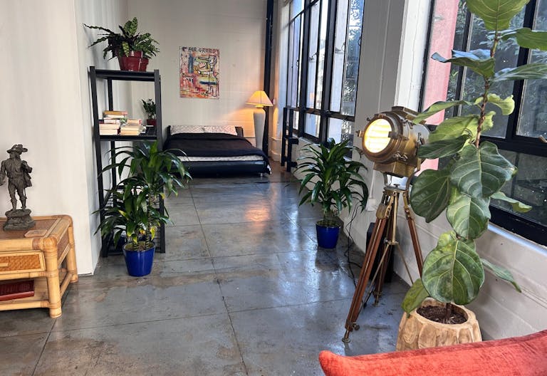 Modern Bohemian Artist Lounge and Event Space with Rooftop Access in DTLA - Image 3