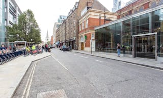 Event and Retail Space in Shoreditch - Image 8