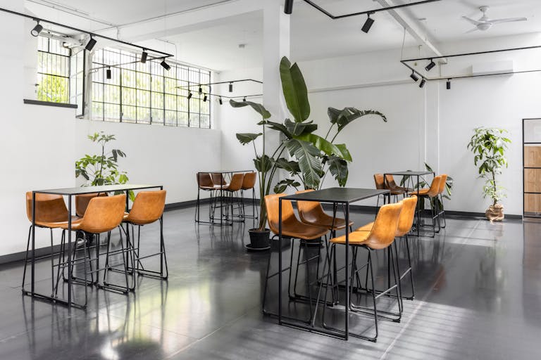 Super cool 280 sqm space in fondazione prada area - Image 4