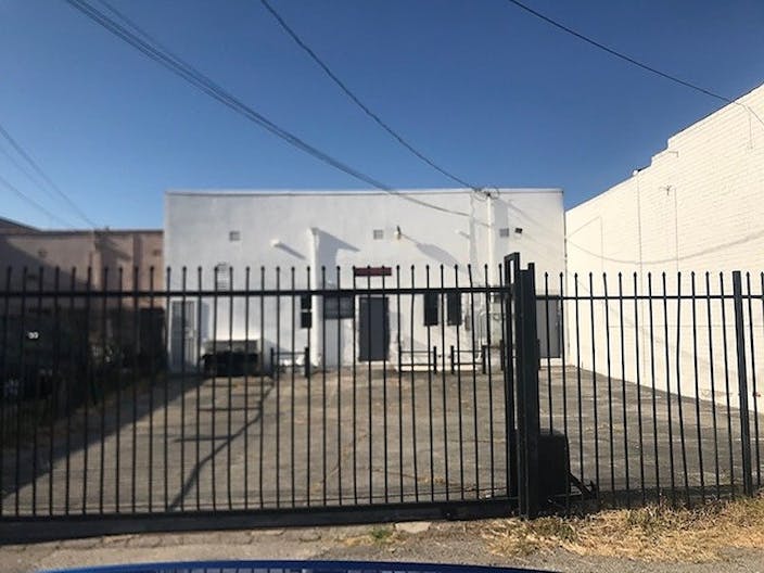 Spacious West Pico Pop Up Space - Image 4