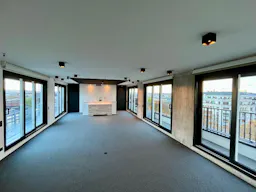 LOFT CHAMPS-ÉLYSÉES - Image 10
