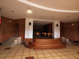 Bâtiment Institutionnel - Image 3