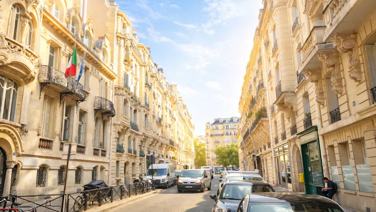 Un espace neuf en plein coeur du Gros Cailloux -  3 rue Sédillot, Paris 7ᵉ - Image 1