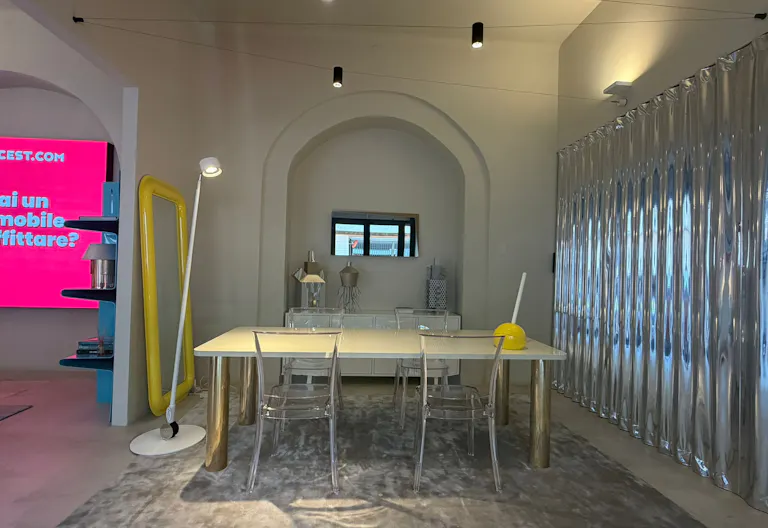TEMPORARY SHOP in Via Solferino 32, Milano - 500€ al giorno - Image 4