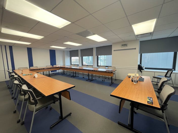 Medium size meeting room - Image 3