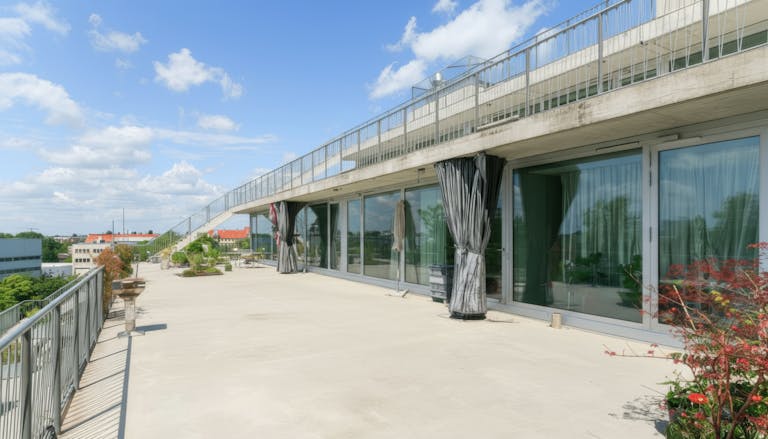 A Brutalist loft in Wedding - event space  - Image 2