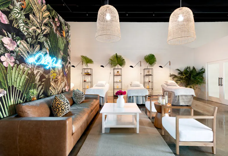 Luxury Lash Studio - Image 0