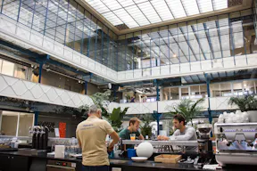 Unique Space in the hyper-centre of Bordeaux - Image 5