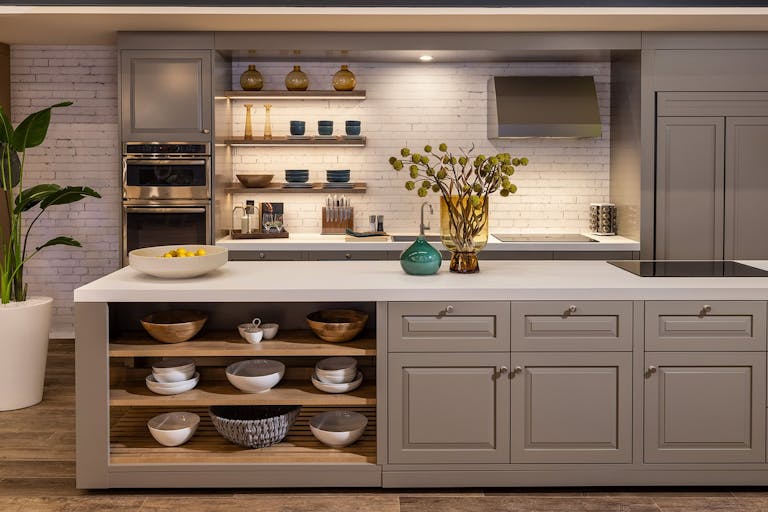 High-End Private Studio with Versatility - Image 4