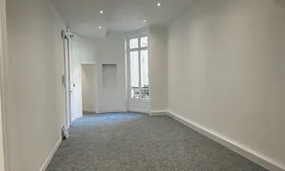 Elegant Apartment Haussmann Boulevard - Paris 8th - Image 5