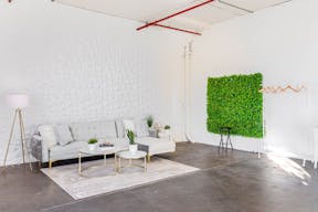 Modern Spacious studio DTLA Studio with Natural light and AC - Image 5