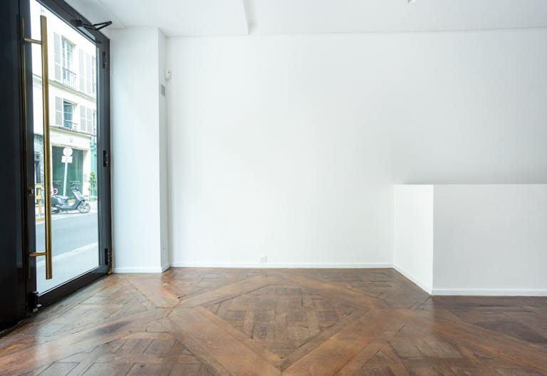 Beautiful space for exhibitions/showroom in Paris near Matignon - Champs Elysées - Image 1
