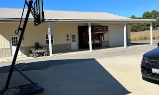 Huge Shop for Rent - Image 0
