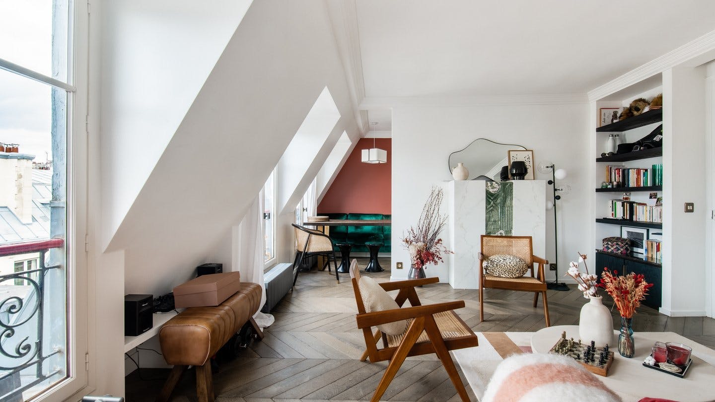 Architect-Designed Loft on Avenue Trudaine, Paris