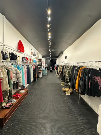  Espace pop up , très fréquenté et très bien situé - Image 4