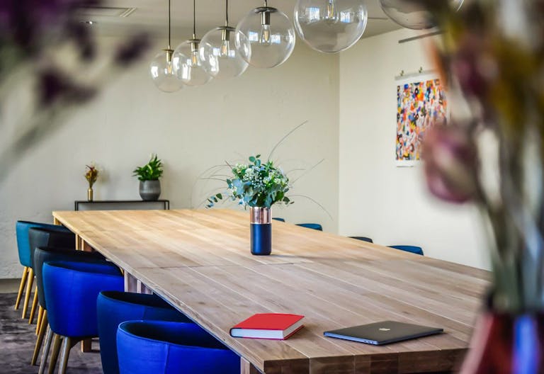 Unique Space in the hyper-centre of Bordeaux - Image 3