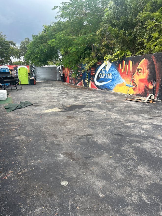 Large Outdoor Event Space - 6000 sq ft space - Image 1