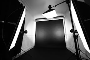 Studio Photo -  enti�rement �quip�, et adapt� � tous types de shootings - Image 0