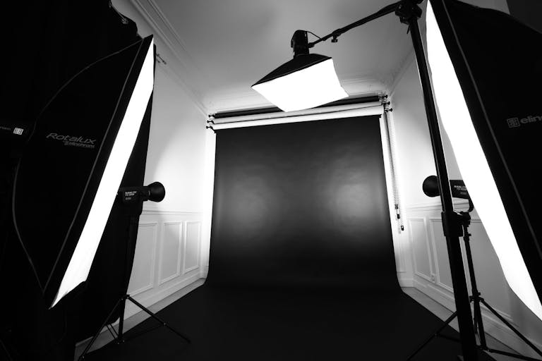 Studio Photo -  enti�rement �quip�, et adapt� � tous types de shootings - Image 0