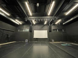 Flex Studio with high ceilings in Little Haiti - Image 0