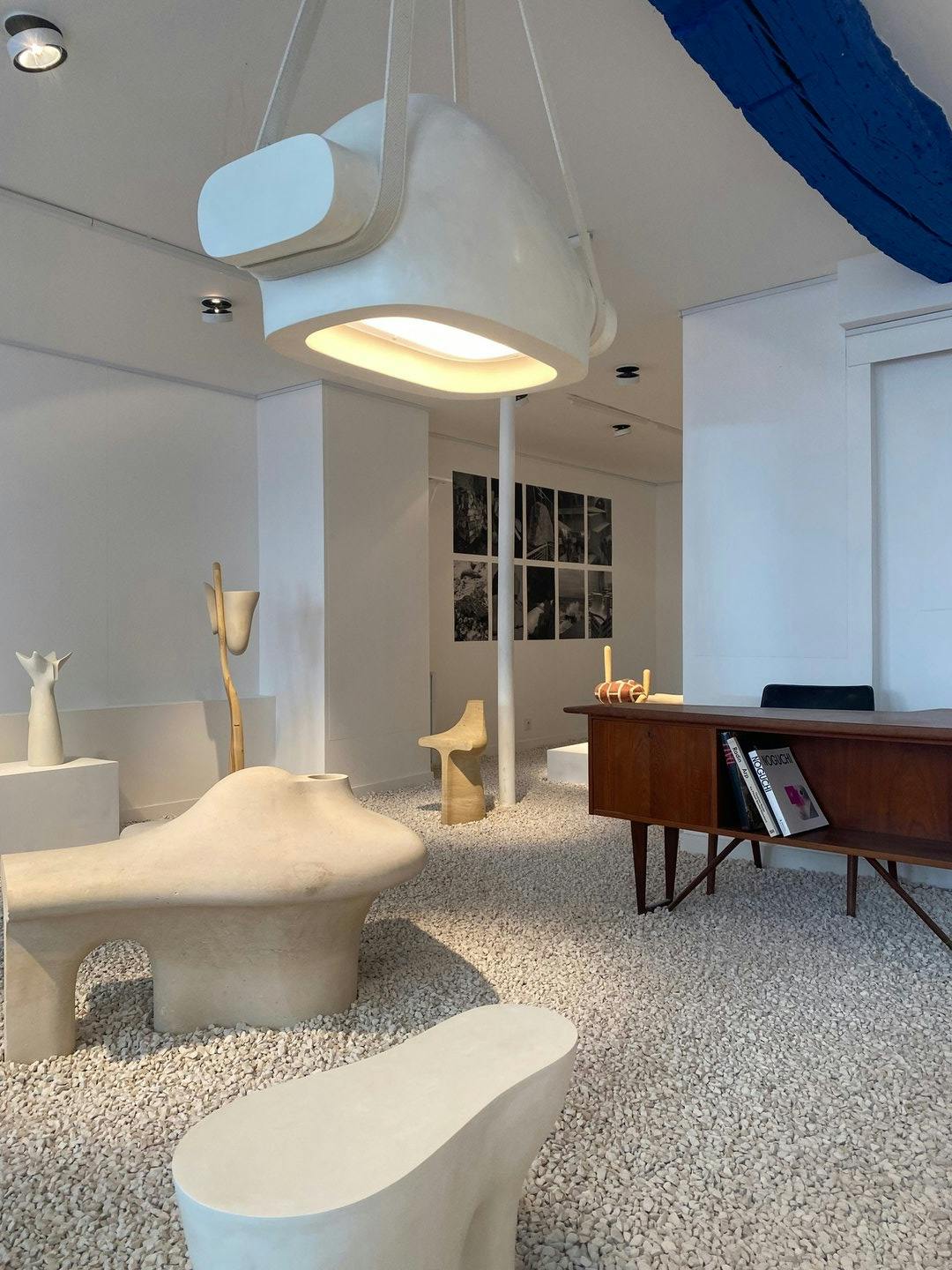 48 sqm Art Gallery and Showroom in le Haut Marais, Paris