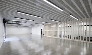 Hollywood Hotspot: Versatile 6,000 sq ft Indoor/Outdoor Event & Retail Space with Hollywood Blvd Views! - Image 7