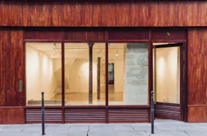 Immaculate show room in the center of Paris - Marais  - Image 0