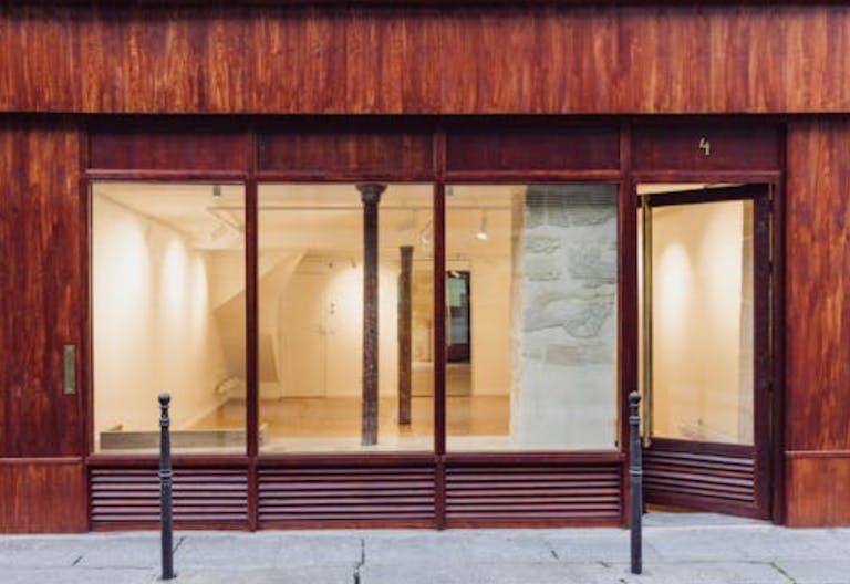 Immaculate show room in the center of Paris - Marais - Image 0