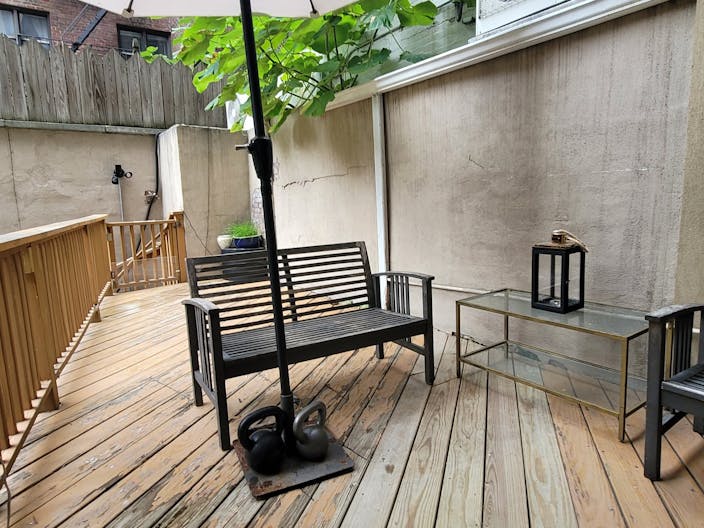 LOFT WITH PATIO - Image 2