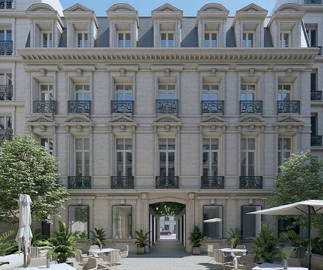 Flagship Store - Triangle d'Or - Availability July 2023 - Image 1