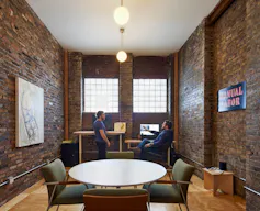 Beautiful Artistic Loft Space - Coworking - Image 5