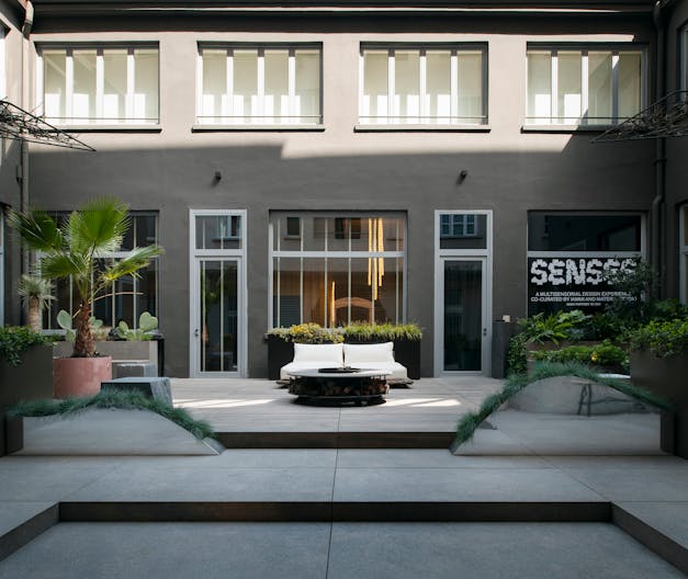 First floor multifunctional showroom and event space in the heart of Porta Venezia, Milan - Image 0