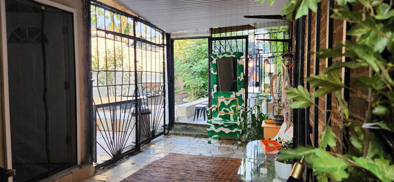 HIDDEN GEM! PROMO RATE Plant-Filled, Spacious, Bright Outdoor Event Space with Tons of Natural Light, Conveniently Located - Image 2