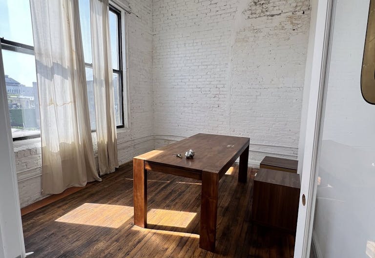 6,143 SQ FT ? PRIME BUSHWICK COMMERCIAL LOFT ? LIGHT FILLED - HIGH CEILINGS TO LEASE - Image 0
