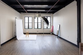 Natural light, Photo/ Video Studio - Image 0