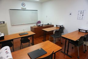 Spacious , quiet and clean room 206 at University of San Jose - Image 2