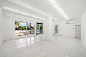 SHOWROOM GALLERY IN WYNWOOD/MIDTOWN - Image 3