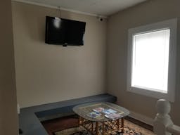 2nd floor front office 128sq.ft. over looking the square. - Image 7