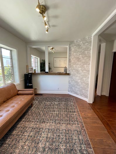 Treatment / Spa Room Available for Rent - Image 0