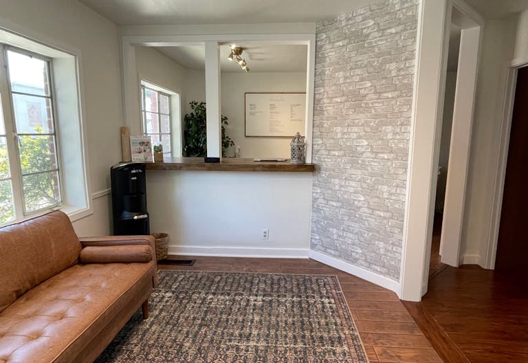 Treatment / Spa Room Available for Rent - Image 0