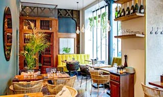 Premium Space in Le Marais - Image 1