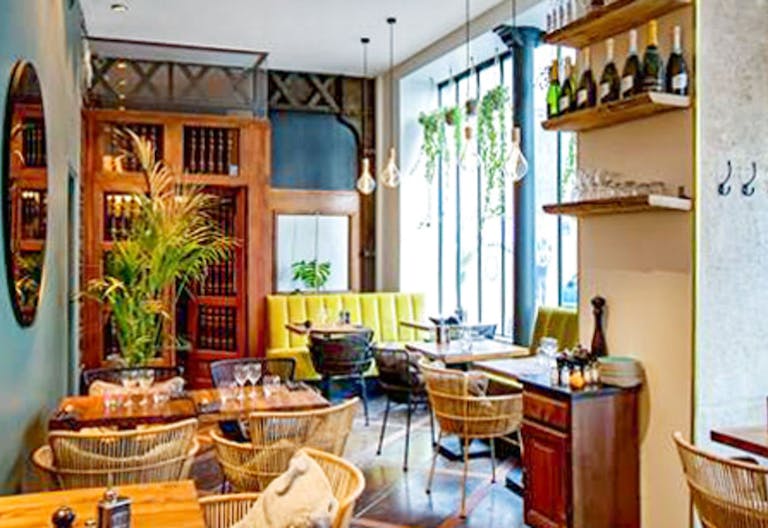 Premium Space in Le Marais - Image 1