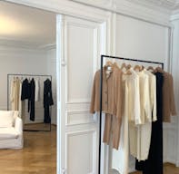 Place Des Vosges Showroom - Image 0