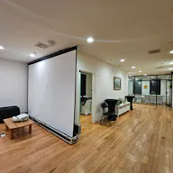 Entire Floor in SOHO with 2 extra rooms! - Image 66