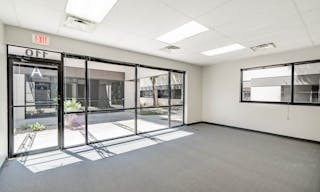 Production Studio with Cyc Wall for Cars and 3000+sqft Theme Background - Image 2