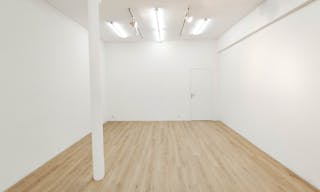 Galerie d'art lumineuse situ�e en bordure du Marais face � Merci - Image 10